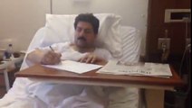 Hamid Shared His Video While Writing Column in Karachi