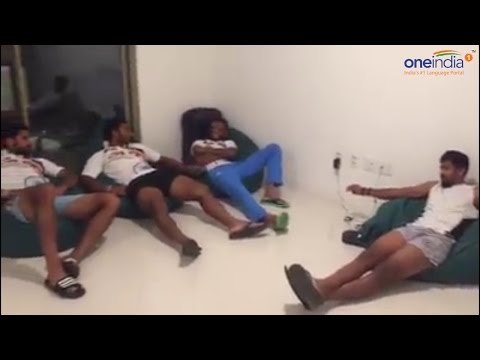 Indian Hockey players have only bean bags at Rio Olympics Game Village, Watch Video | Oneindia News