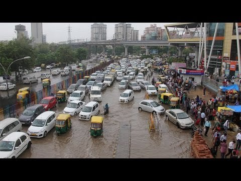 Gurgaon Waterlog : Police commissioner Navdeep Singh Virk transferred | Oneindia News