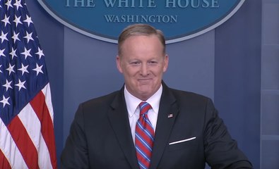 Rob Gronkowski Makes Surprise Appearance at Sean Spicer's Media Briefing