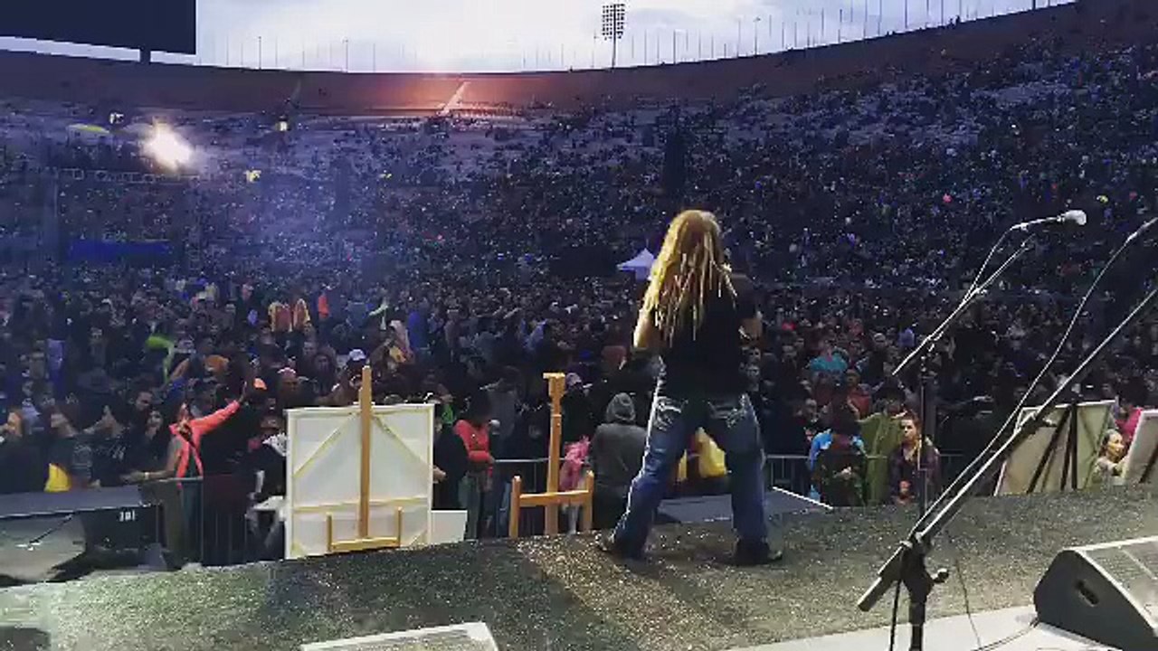 Jesus is healing people all over the stadium! Todd White
