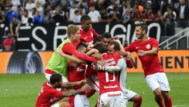 Em jogo equilibrado, Inter bate o Corinthians nos pênaltis e avança na Copa do Brasil. Veja!