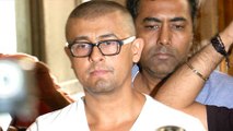 Sonu Nigam Shaves Off His Head After Fatwa Promises 10 Lac Reward | Azaan controversy