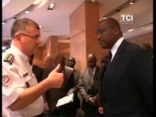Visite du Ministre de l'intérieur Hamed Bakayako à la préfecture de police de Paris