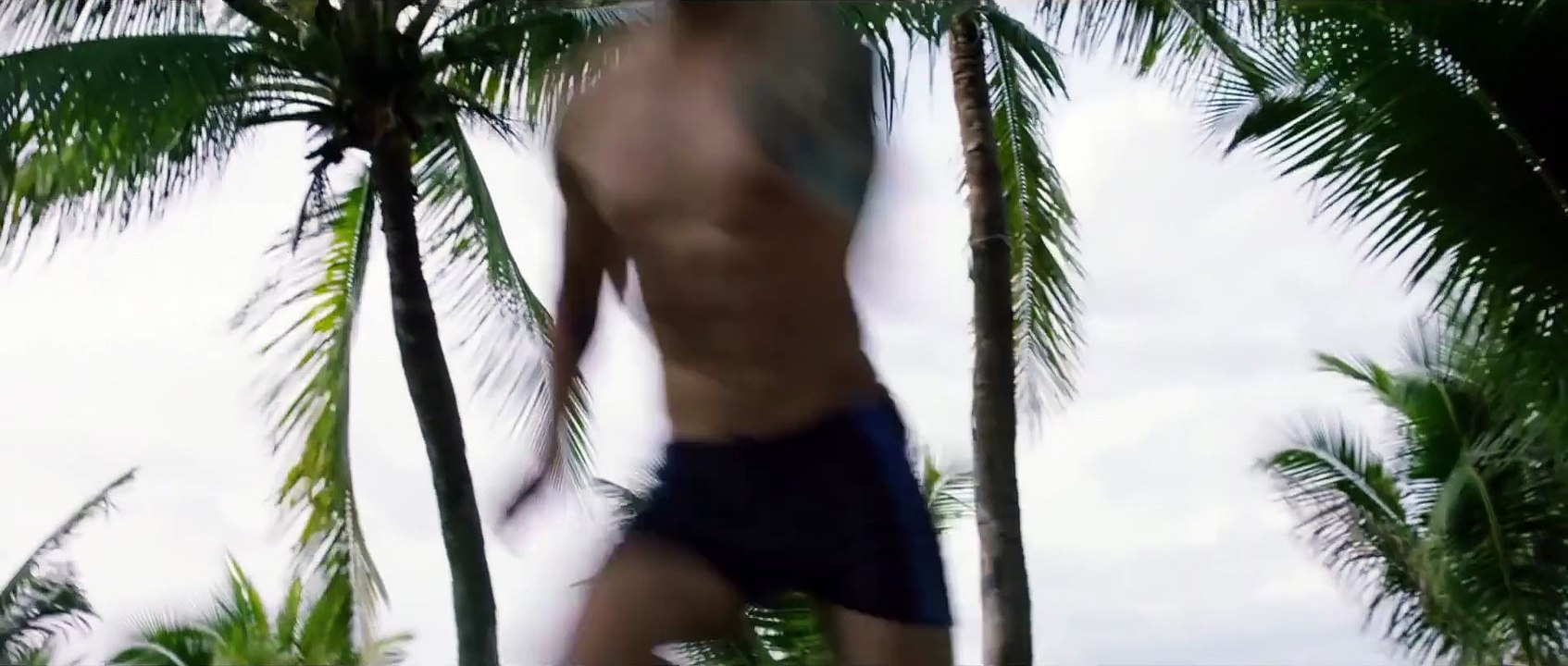 Tracer movie romantc scene