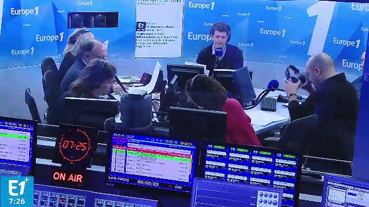 Elisabeth Tessier : "Hier soir, on a fait une raclette chez Paco Rabanne avec Raël, Brigitte Fontaine et Jean-Clude Bourret, vous auriez dû venir"