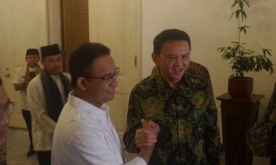 Ahok dan Anies Bertemu di Balai Kota