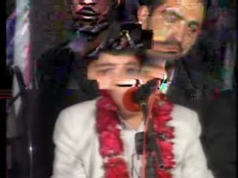 Jeune garcon recite du coran Mashallah islam coran