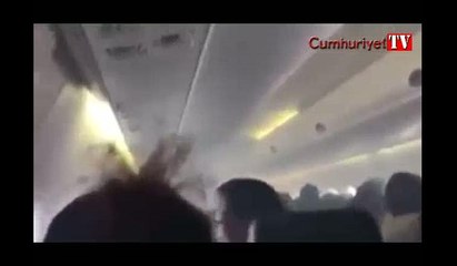 Havada büyük panik! Uçakta yangın çıktı