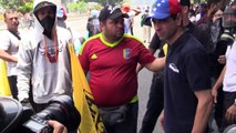 Marcha de oposición y chavistas en Venezuela deja tres muertos