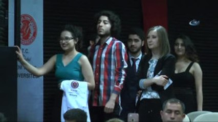 Çiçeği Burnunda Diş Hekimleri Önlüklerini Giydi