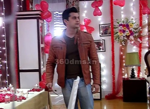 SASURAL SIMAR KA- GHOST Enters In Piyush & Roshini's Life- ससुराल सिमर का