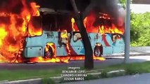 O caos agora é em Fortaleza, 16 ônibus foram incendiados.