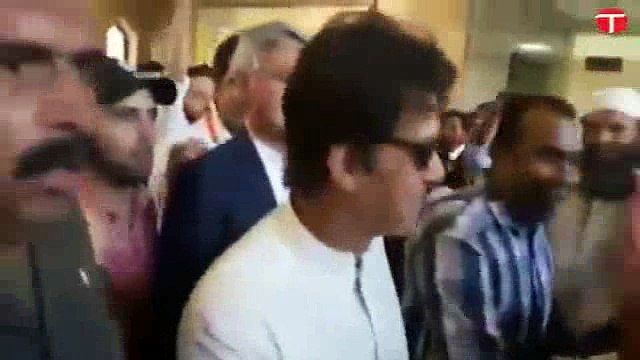 Khan Saab Faislay Se Mayoos Tu Nai - Journalist asked Imran Khan when he leaves Supreme Court after Panamagate verdict