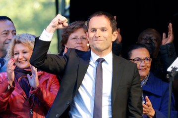 Benoît Hamon: 5e dans les sondages, il tâcle les 4 favoris