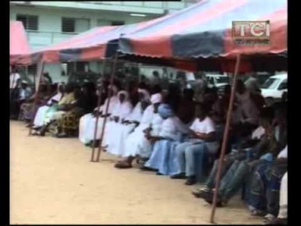 Don de 2 tonnes de vivres aux FRCI à Yopougon