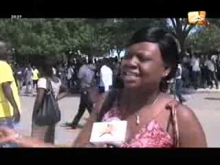 Dossier sur La Suppression des Bourses et Aides à l'Université - JT Français - 22 Juillet 2012