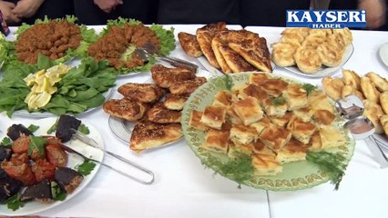 (20 NİSAN 2017) ERÜ TURİZM FAKÜLTESİ’NDE  GASTRONOMİ ŞENLİĞİ DÜZENLENDİ