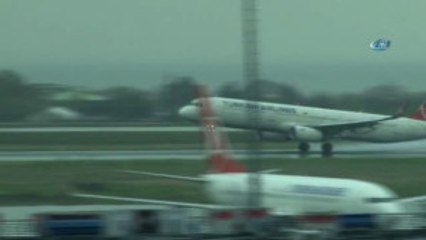 İstanbul'da Hava Trafiğine Şiddetli Yağış Engeli