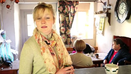 Loc Envel (22). Un bar, et une patronne de bar !