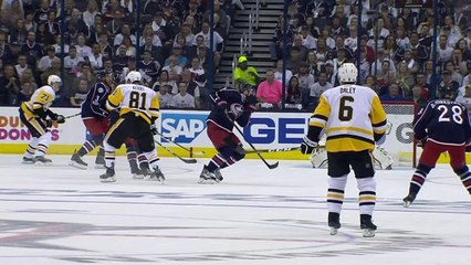 Werenski se prend un palet en plein visage
