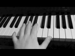 Man Gives Song Writing Lesson in the Style of Lana Del Rey