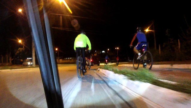 63, Night Biker, Taubaté, 63 amigos, Pedal Noturno, 32 km, Taubaté, SP, Brasil, Marcelo Ambrogi, amigos, família, pedaladas noturnas