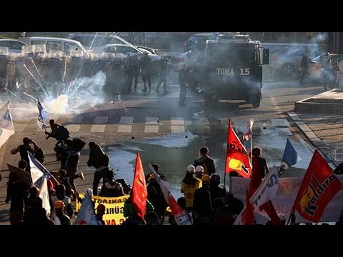 Turkey coup attempt : 60 killed, 336 arrested amidst gunfire & explosions| Oneindia News