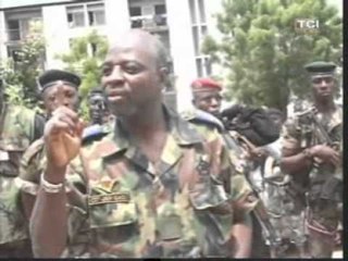 Le Ministre Sidiki Konaté s'est rendu à l'escadron des commandos d'Abobo