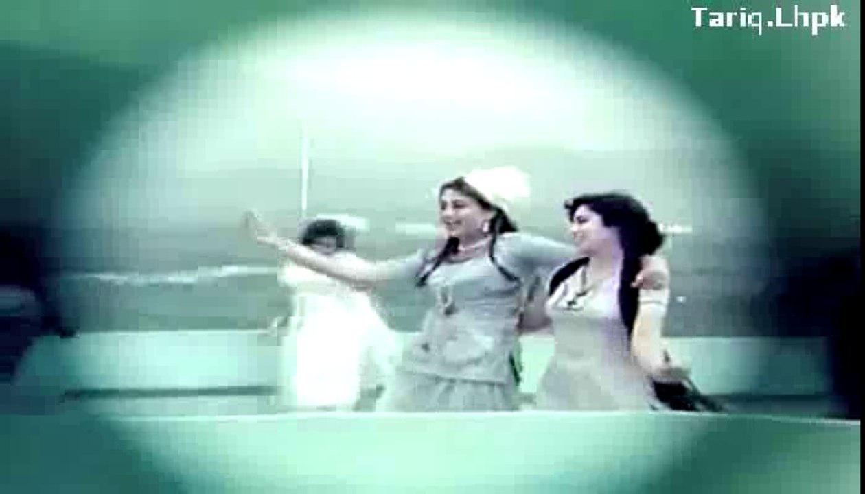 Duniya te pyar mile koi dildar mile aunda swaad gal baat da khilre ne wal mere rehna main nal tere waadha ae pehli mulaqat da luddi hey jamalo pao luddi hey jamalo=1983