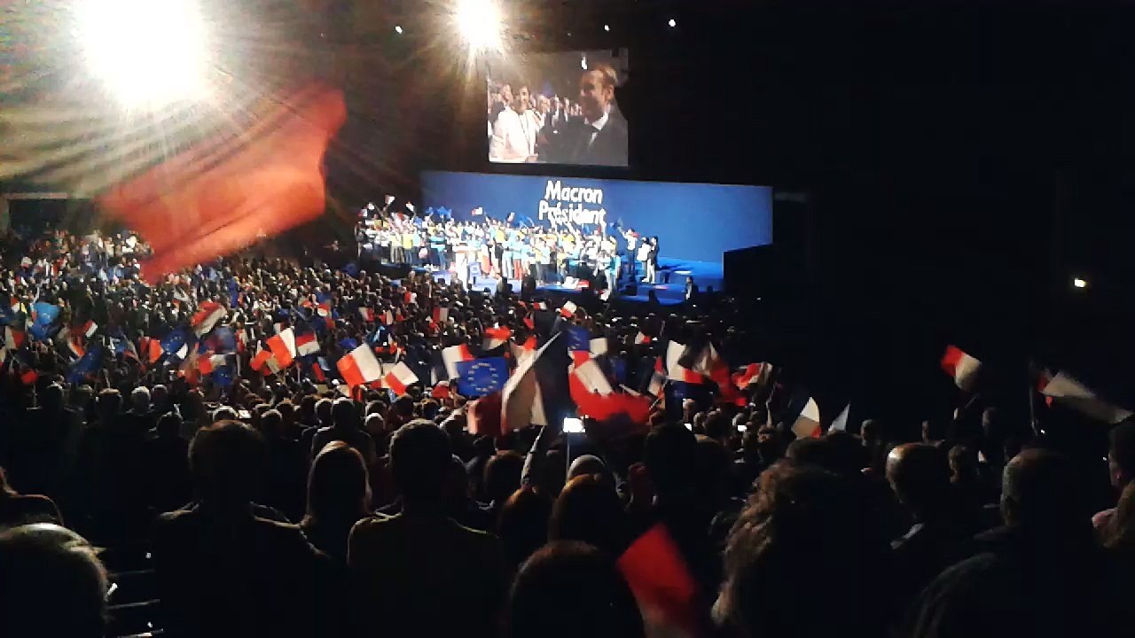 macron4