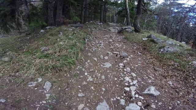 Premiere randonnée sur le massif du Vercors ce mercredi 19 avril 2017 vidéo 1