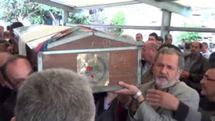 Kıbrıs'ta Öldürülen Kadın Memleketinde Defnedildi