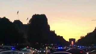 Deux policiers succombent lors d'une fusillade aux champs-élysées, le tueur était Fiché 