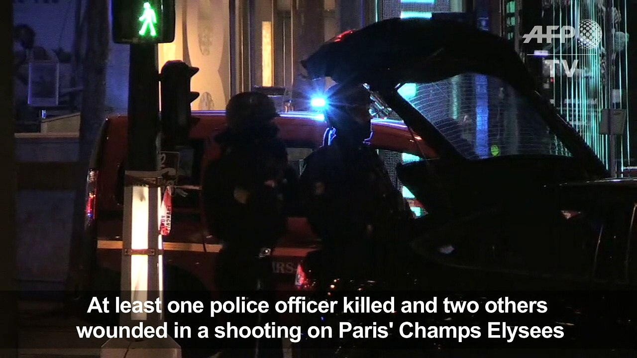 One policeman killed, two wounded in Champs Elysees shooting