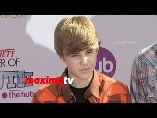 Justin Bieber Flashback: Count How Many Times He Flips His Hair