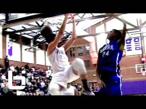 Kobe Paras Drives Baseline For The SICK Reverse Dunk!