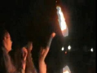 Krom + Lessive + Fany démonstration feu.