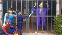 Spiderman & Frozen Elsa poisoned! Doctor Inject w/ Joker is culprit Police Baby Imprisonment Joker