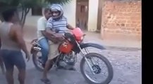 Amazing FUNNY Falls Motorcycle y videos for kids