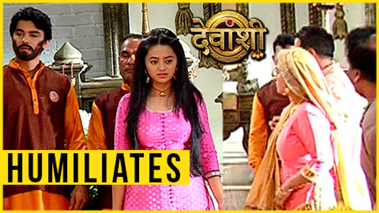 Devanshi INSULTED By Villagers | Devanshi | देवांशी | TellyMasala
