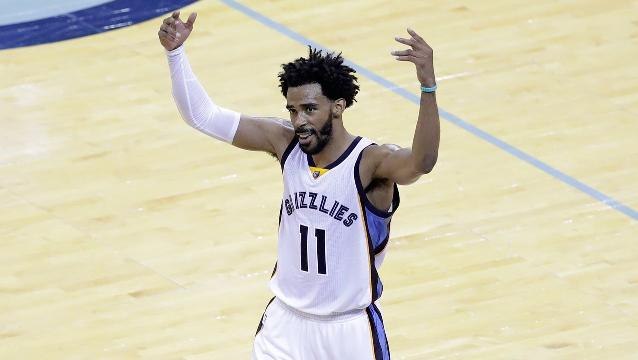 Grizzlies back in series with win over Spurs in Game 3
