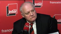 François Asselineau répond aux questions d'Ali Baddou