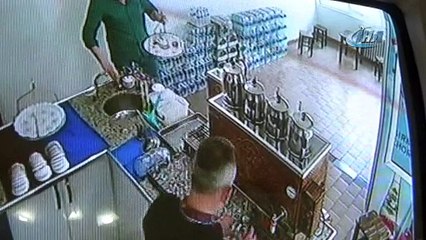 Çalıştığı iş yerini böyle soydu