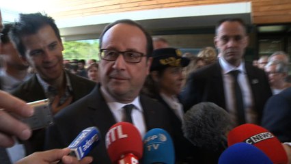 Hollande appelle "tous les Français à aller voter"