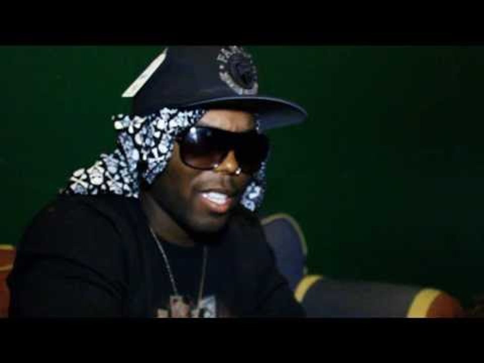 Dead End Hip Hop Presents | Backstage w/ Jarren Benton