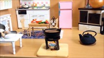 Make Omurice egg rolls with Japanese miniature cooking toys