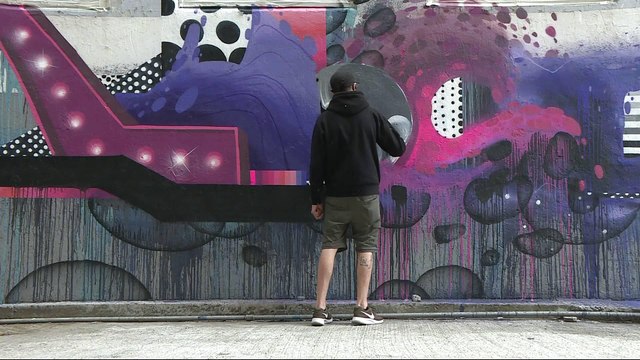 Artists create 'Outside art' in Hong Kong