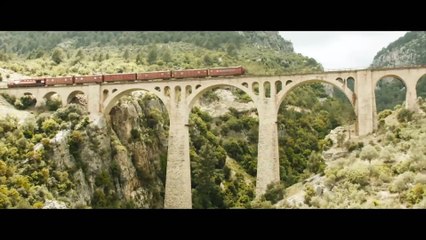 Cinco estudios pelean por llevarse a James Bond