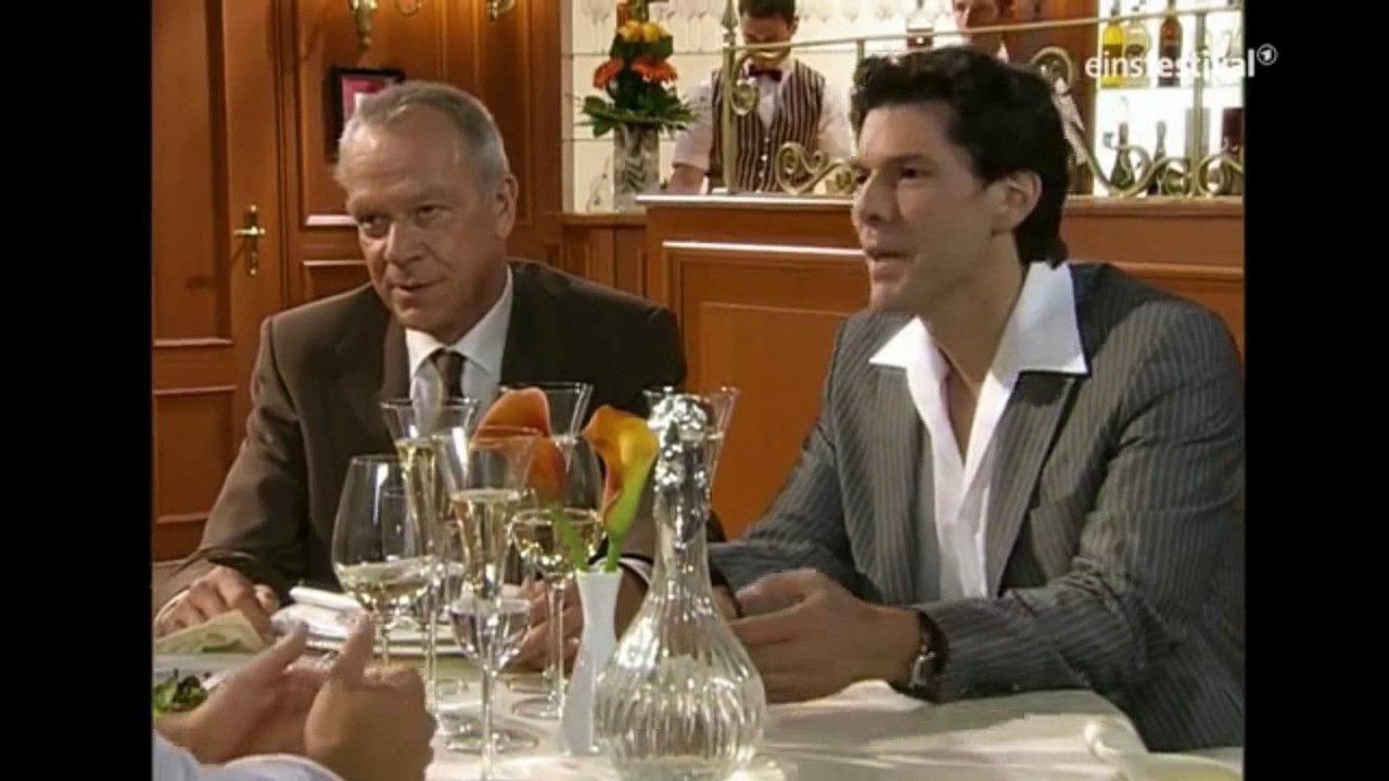 Alexander & Laura Part 2 (2005-09-27)